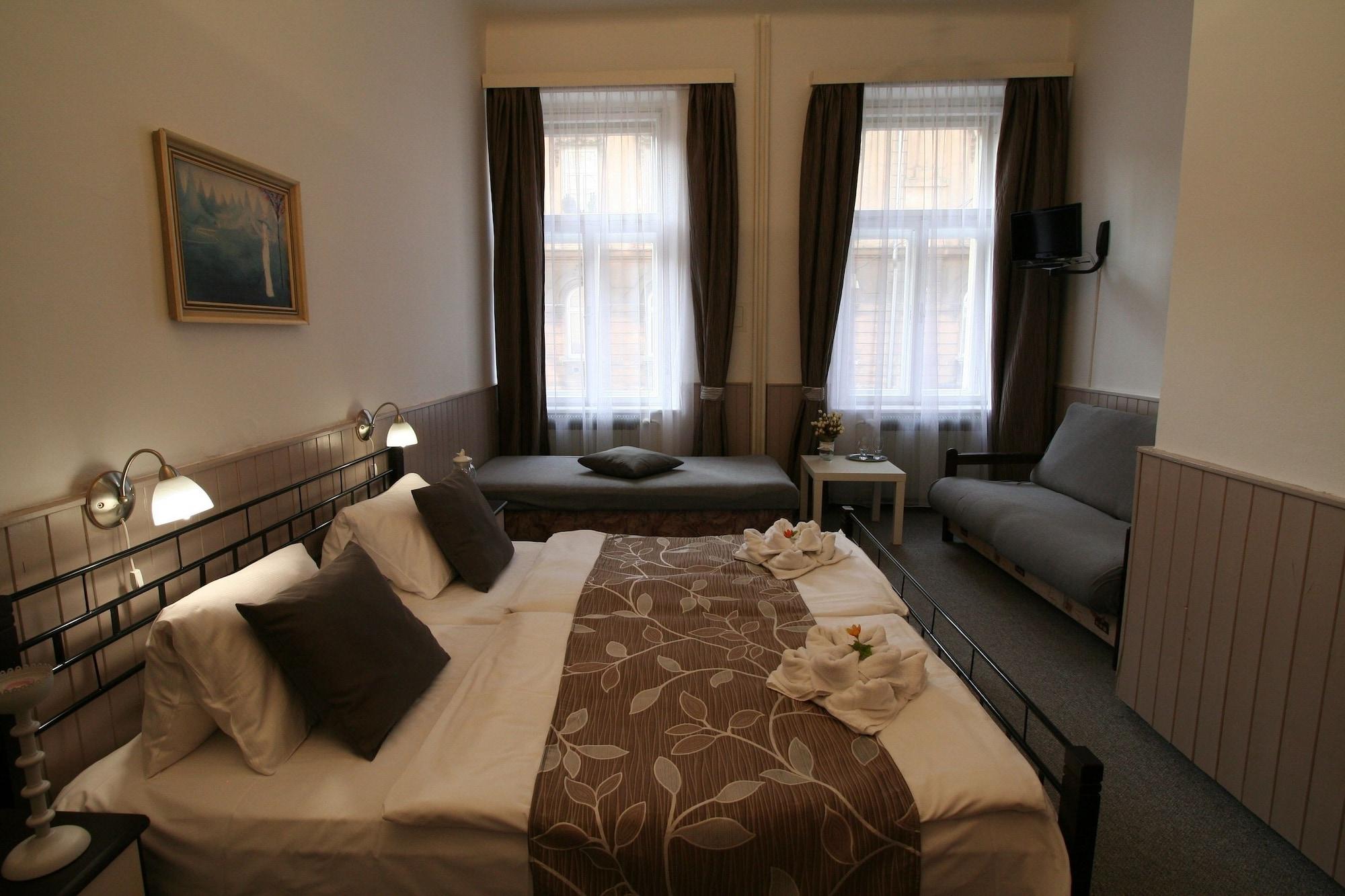 Anette Hotel Прага Экстерьер фото