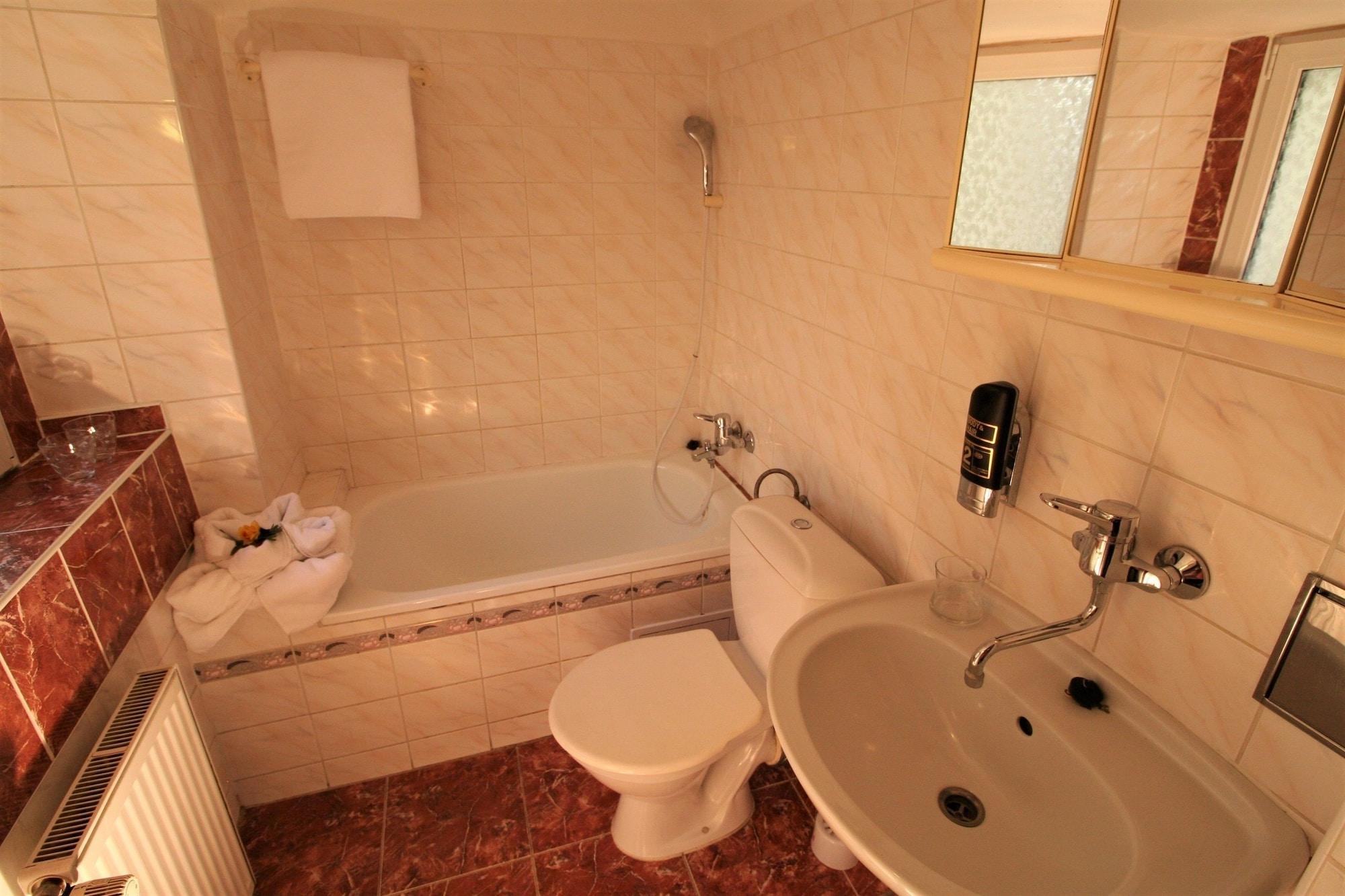 Anette Hotel Прага Экстерьер фото