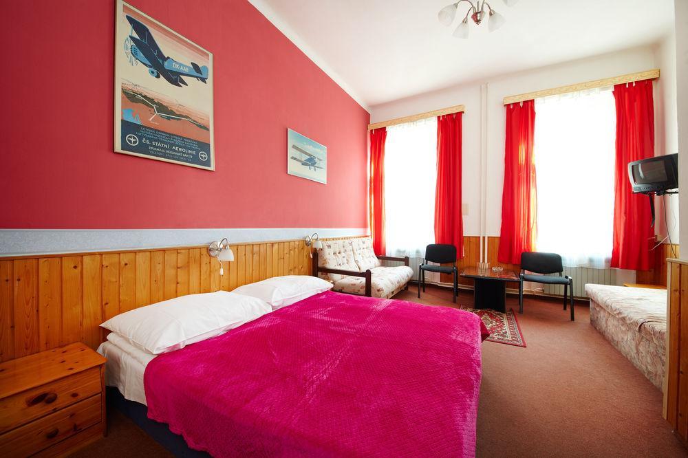 Anette Hotel Прага Экстерьер фото