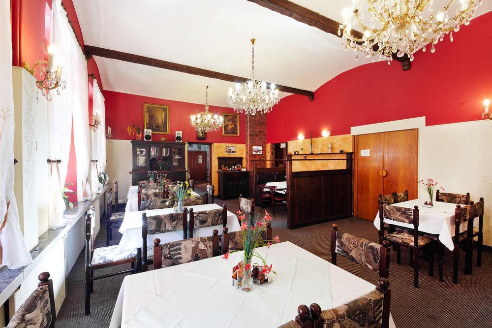 Anette Hotel Прага Экстерьер фото