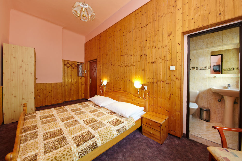 Anette Hotel Прага Экстерьер фото