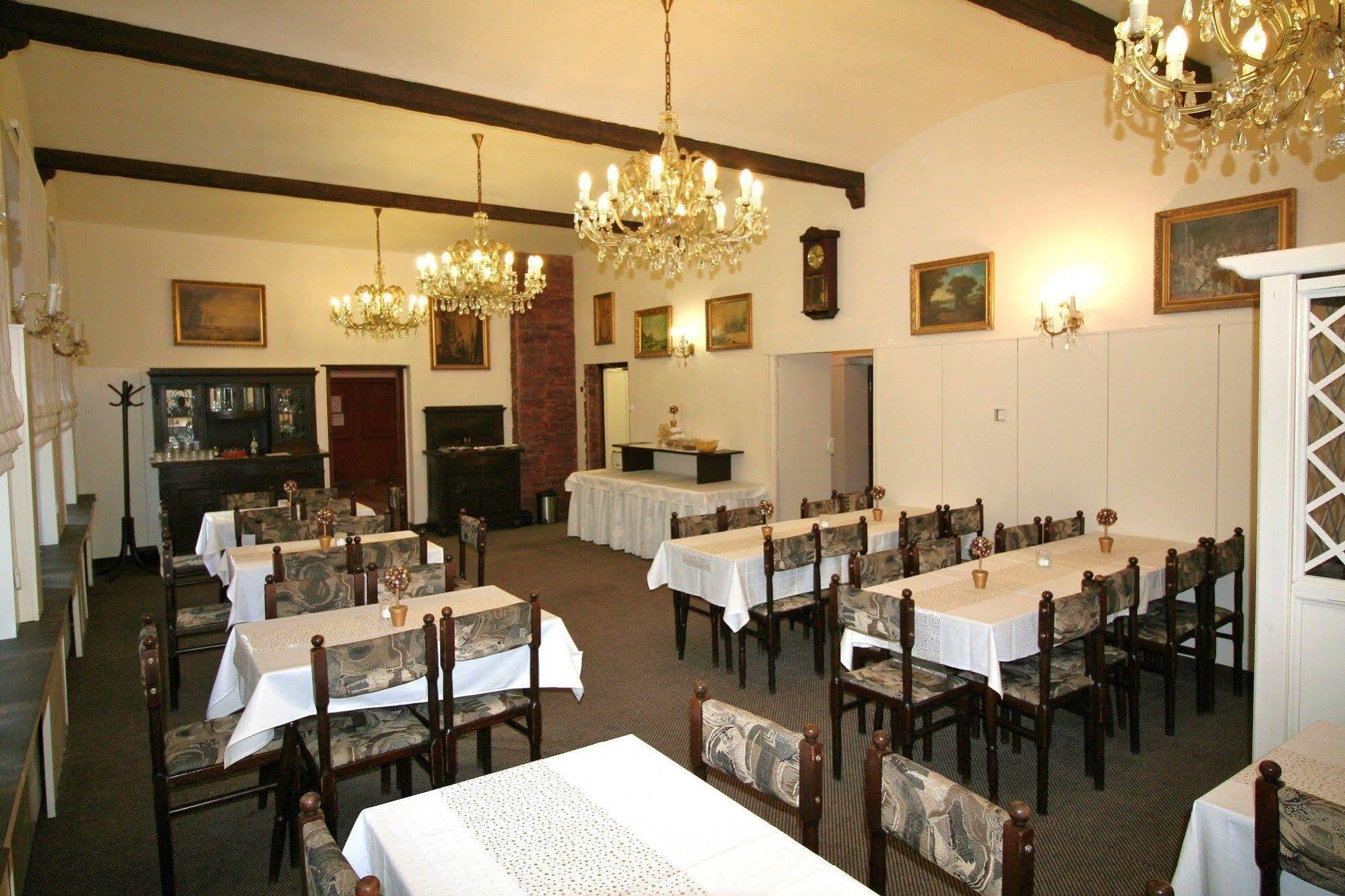 Anette Hotel Прага Экстерьер фото