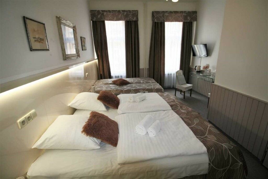 Anette Hotel Прага Экстерьер фото