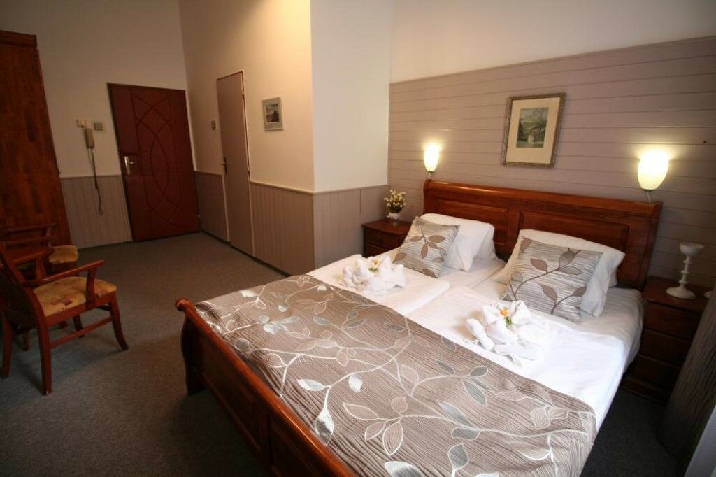 Anette Hotel Прага Экстерьер фото