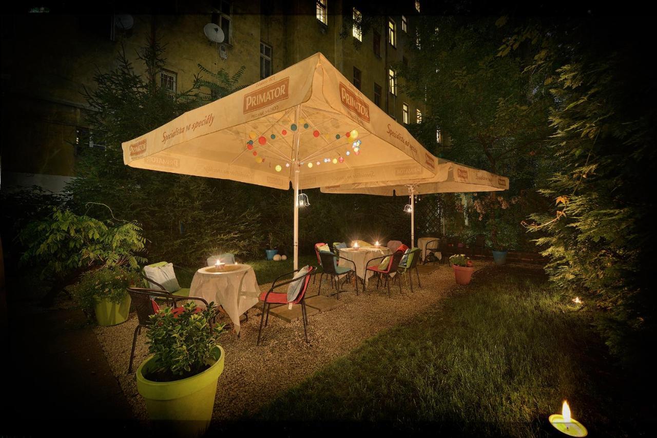 Anette Hotel Прага Экстерьер фото