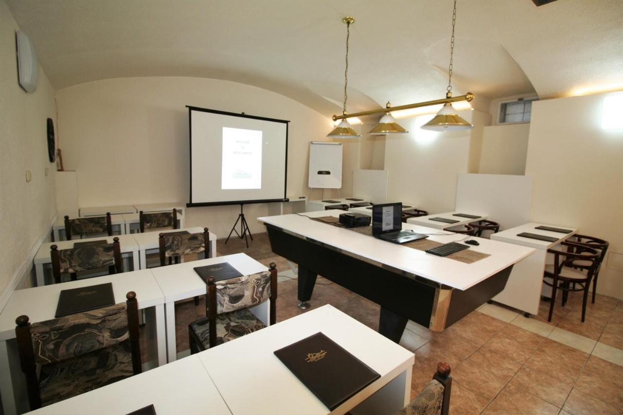 Anette Hotel Прага Экстерьер фото