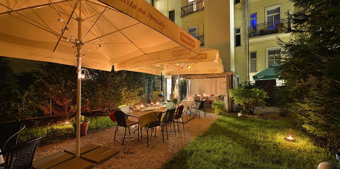 Anette Hotel Прага Экстерьер фото