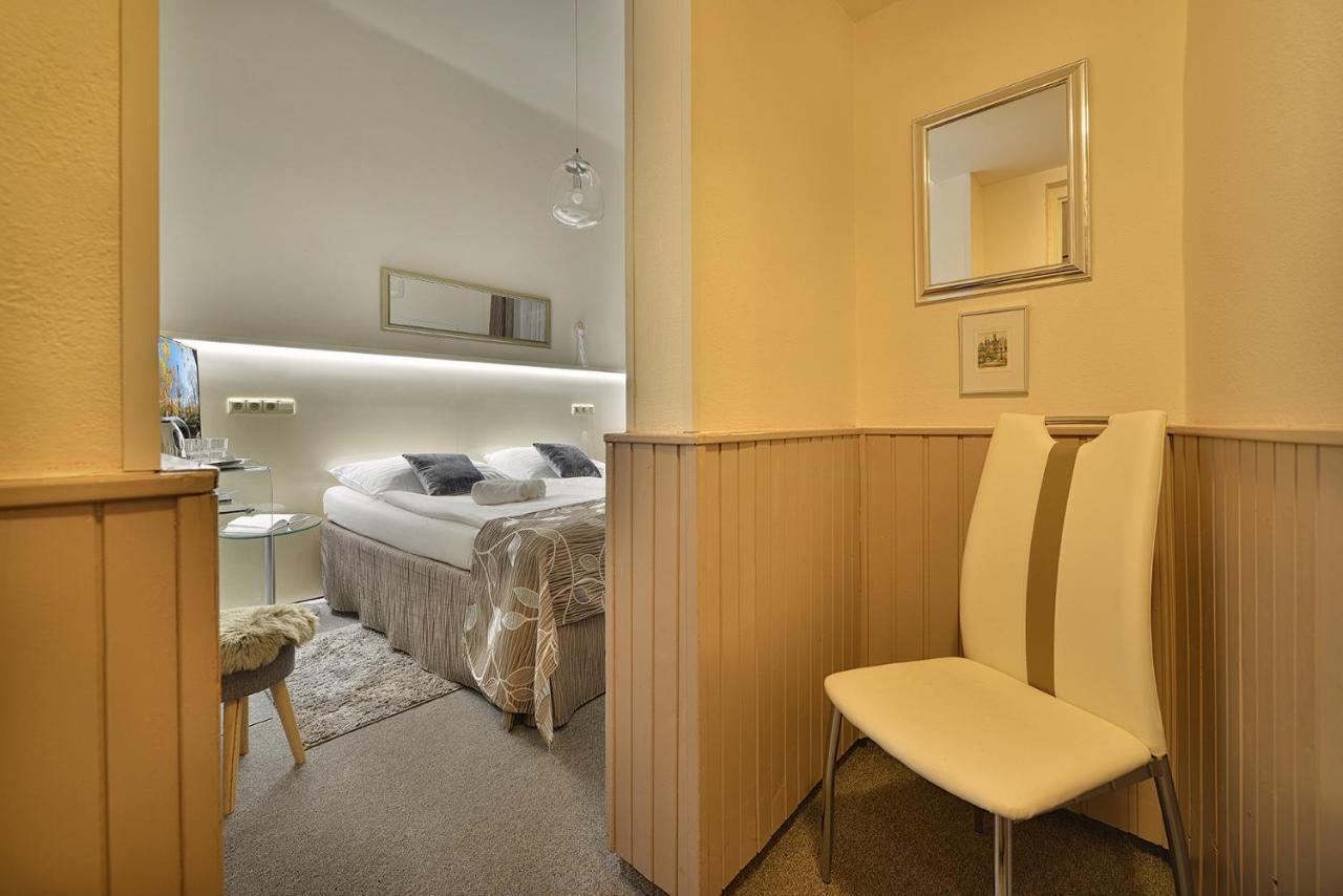 Anette Hotel Прага Экстерьер фото